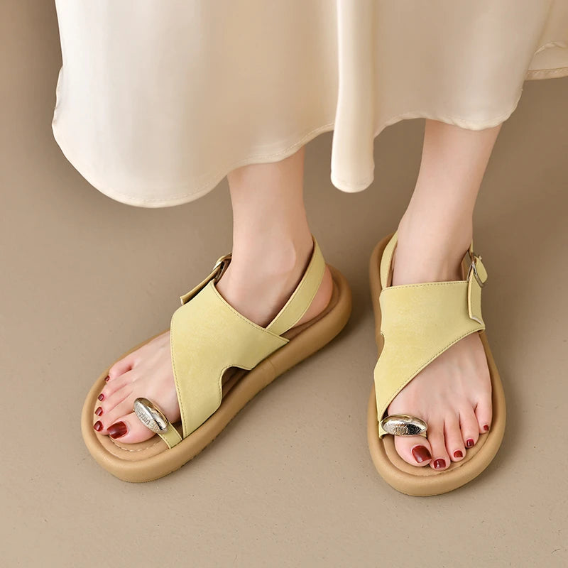 2025 New Elegant Roman Sandals Women's Summer Outdoor Wear Low Heel Unique Design Sensation Retro Beach Sandals