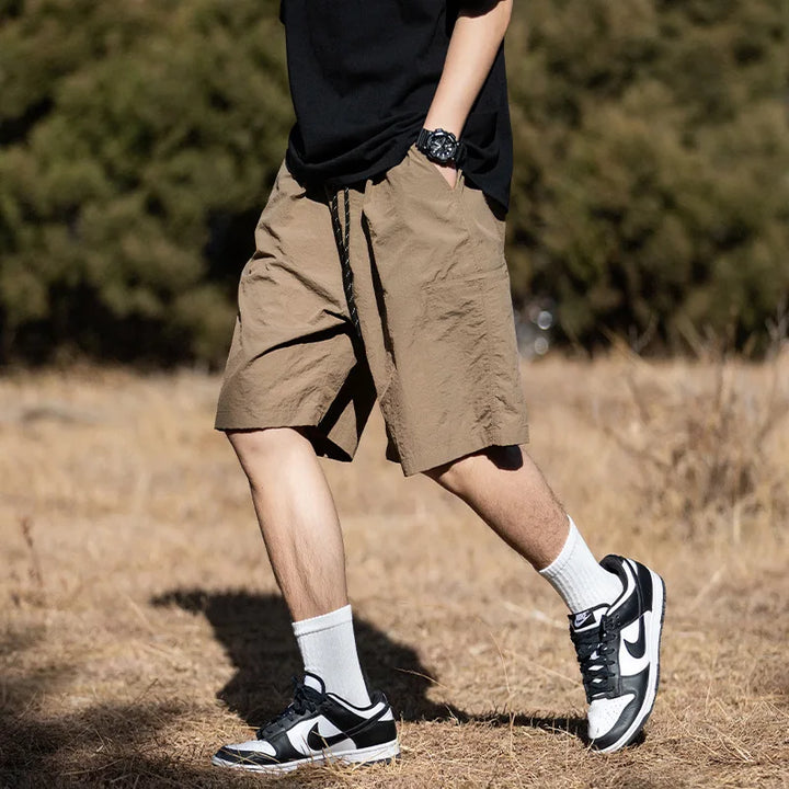 Slightly wrinkled cargo shorts thin side open pockets outdoor casual cropped streetwear pants men clothing