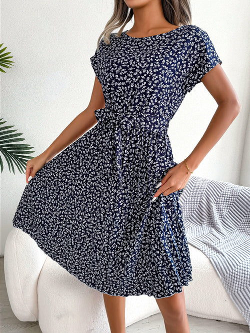 Casual Short-sleeved Floral Pleated Dress