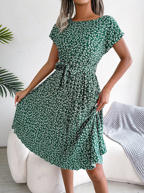 Casual Short-sleeved Floral Pleated Dress