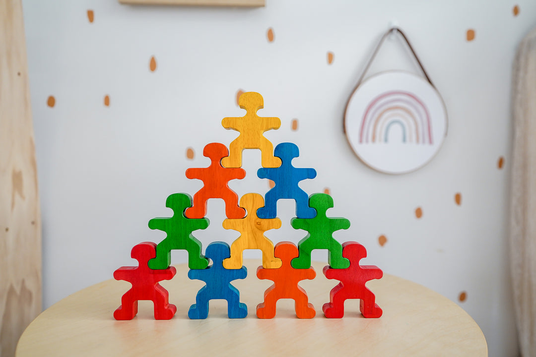 QToys Australia (USA) RAINBOW PEOPLE